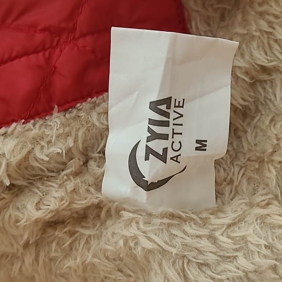 Zyia Red Sherpa Reversible Hooded Jacket size M - Picture 2 of 5